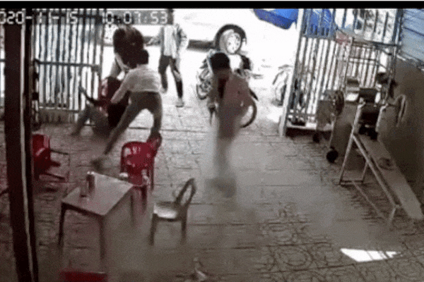 Vụ chồng giết người vì cứu vợ: Trước khi thuê người bắt cóc, em trai từng vác dao đe dọa khi chị gái dừng chu cấp tiền bạc-3