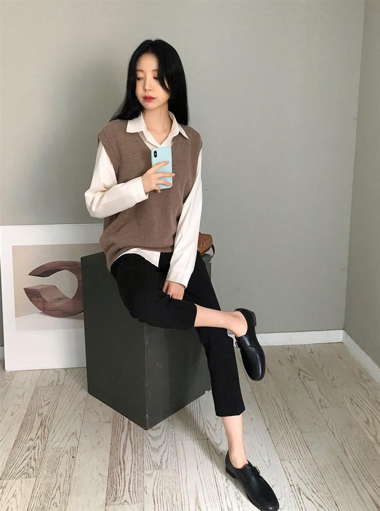 3 kiểu quần không thể thiếu cho mùa lạnh, vừa ấm lại vừa sang xịn chốn sở làm-5