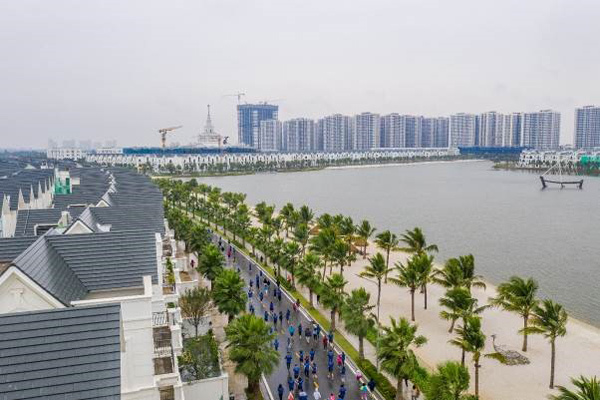 Bùng nổ ngày hội thể thao đầu tiên ở ‘thành phố biển hồ’-1