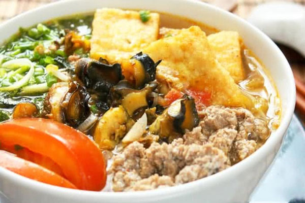 Công thức nấu bún riêu ốc thơm ngon đậm đà, chuẩn hương vị quê nhà-1