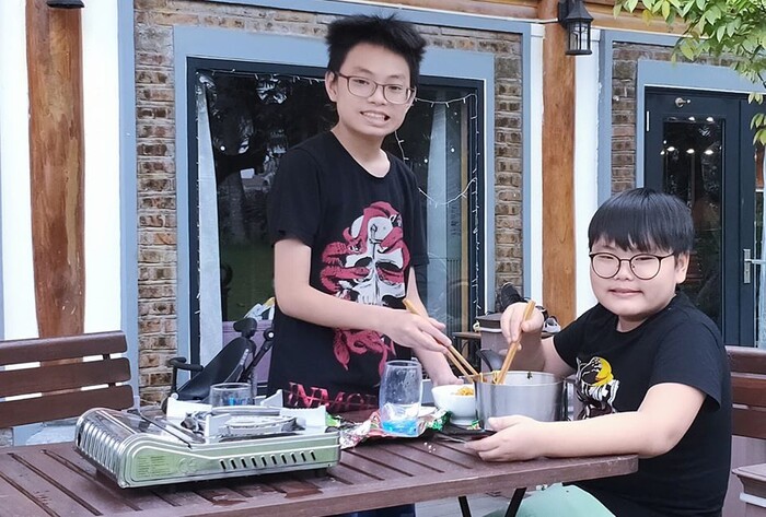 Xuân Bắc - một ông bố rất khác” của showbiz Việt, không hổ danh phụ huynh mẫu mực, của hiếm” của làng giải trí-10