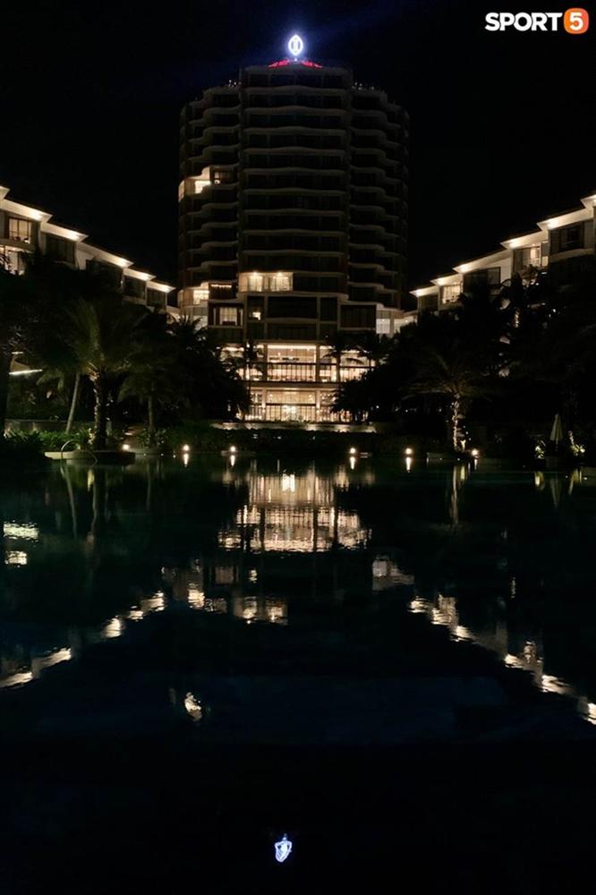 Bật mí tiệc cưới Công Phượng - Viên Minh tại Phú Quốc trước giờ G”: Hàng chục người tất bật chuẩn bị trong đêm-3