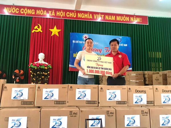 P&G Việt Nam chung tay hỗ trợ người dân vùng lũ-2