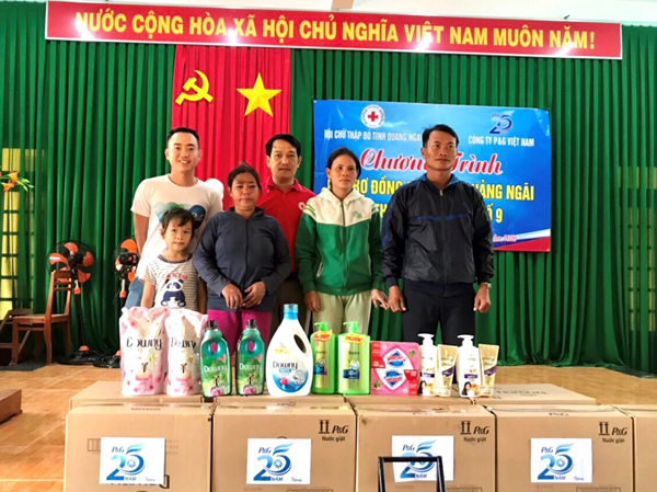 P&G Việt Nam chung tay hỗ trợ người dân vùng lũ-3