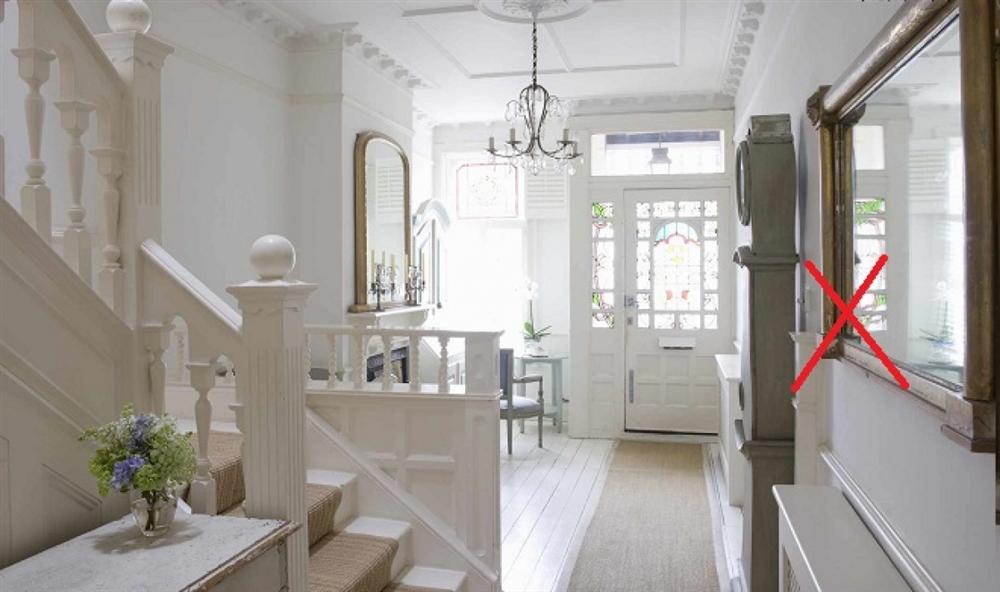 Những vị trí nên tránh đặt gương để giữ được phong thủy trong nhà-3