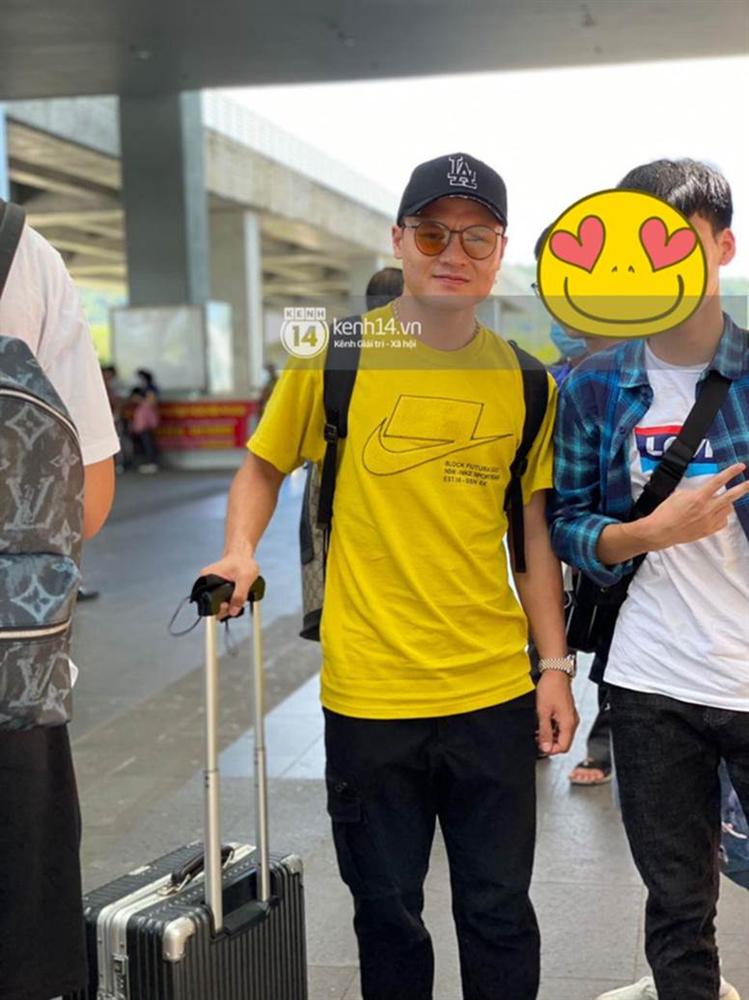 Quang Hải rạng rỡ sau scandal bị cắm sừng, đã cùng đồng đội ở Phú Quốc ăn cưới Công Phượng-1