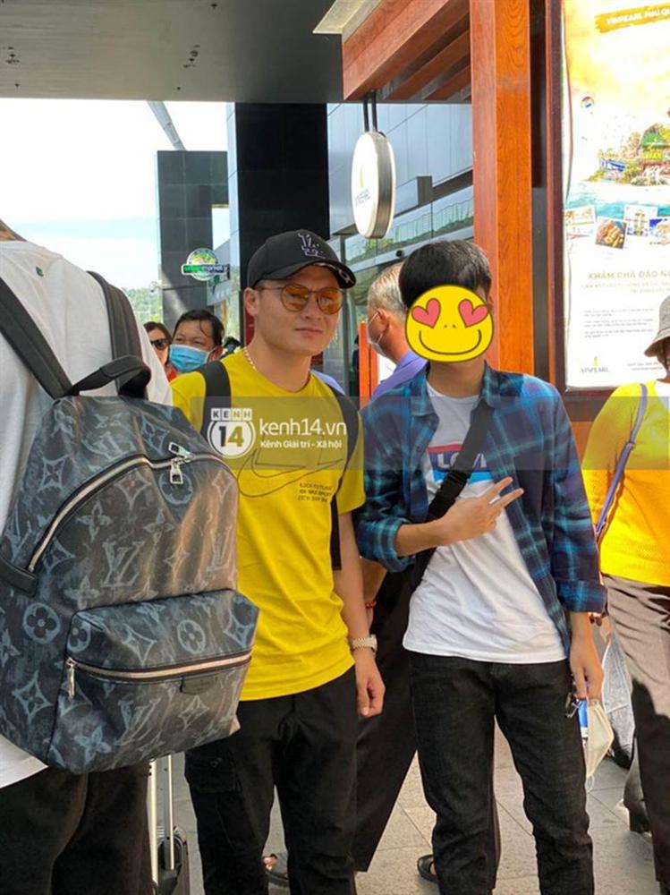 Quang Hải rạng rỡ sau scandal bị cắm sừng, đã cùng đồng đội ở Phú Quốc ăn cưới Công Phượng-2