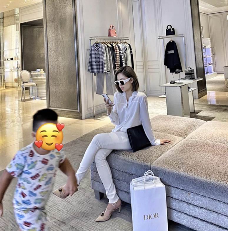 Trâm Anh thông báo đang hẹn hò rồi vội ẩn đi, dân tình đặt gạch hóng xem người ấy là ai?-2