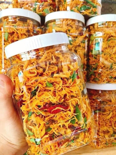 Chẳng cần phải đi mua, hội chị em tự làm khô gà lá chanh với nồi chiên không dầu trong một nốt nhạc-1