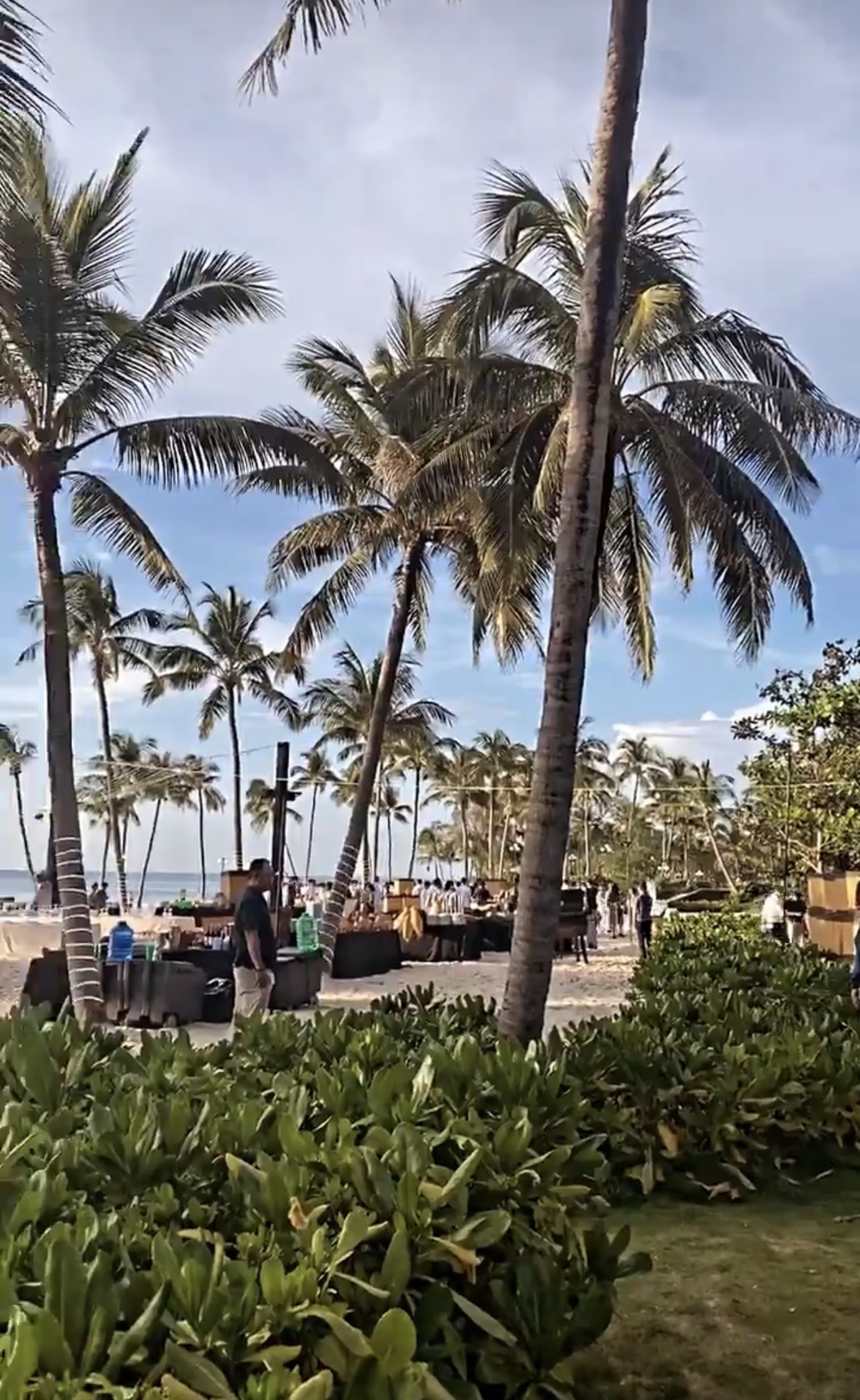 Bất ngờ với yêu cầu dành cho khách của Công Phượng, đối lập với đám cưới tại Sài Gòn, quà cưới độc xịn được tiết lộ-5