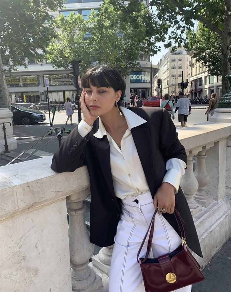 Phụ nữ Pháp nhiều nàng không cao nhưng vẫn hack dáng đỉnh cao nhờ 3 tips này-2