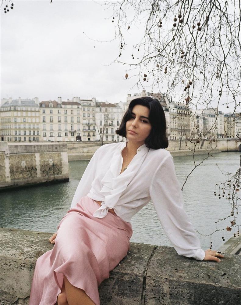 Phụ nữ Pháp nhiều nàng không cao nhưng vẫn hack dáng đỉnh cao nhờ 3 tips này-4