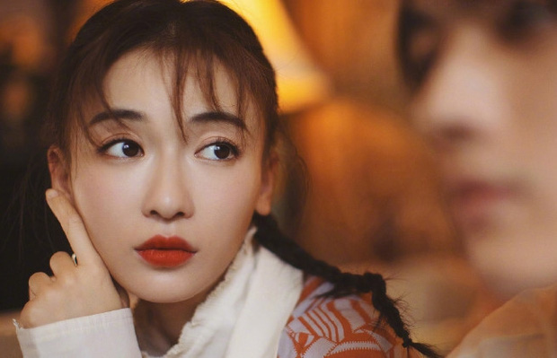 Không thể nhận ra đây là Ngụy Anh Lạc Ngô Cẩn Ngôn: Ảnh hậu trường lộ đôi mắt sụp, body gầy tới mức báo động-6