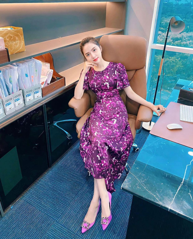 Hương Giang tái xuất với set đồ tím lịm tìm sim nhưng vóc dáng gầy gò mới đáng lo ngại-1