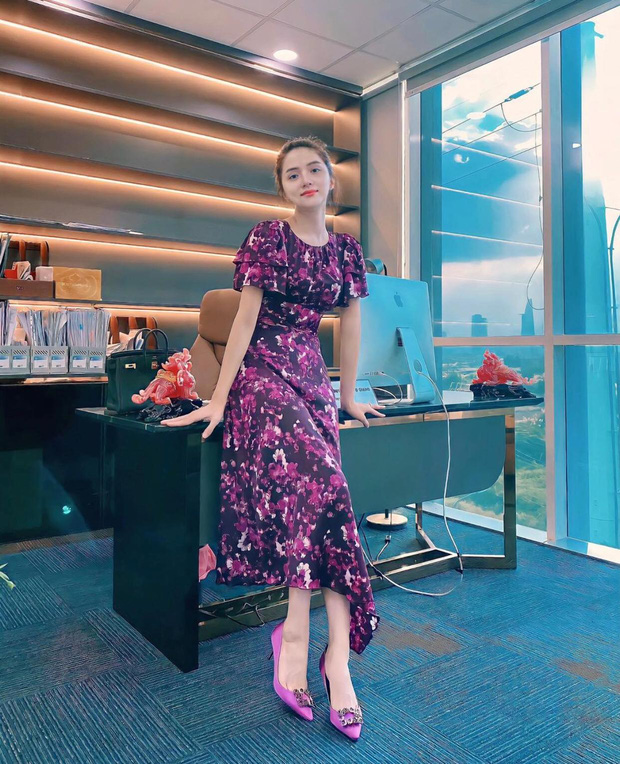 Hương Giang tái xuất với set đồ tím lịm tìm sim nhưng vóc dáng gầy gò mới đáng lo ngại-2