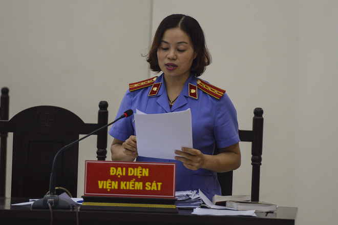 Tuyên án vụ bạo hành con gái 3 tuổi tử vong: Cha dượng lĩnh án tử hình - Ảnh 9. Tuyên án vụ bạo hành con gái 3 tuổi tử vong: Cha dượng lĩnh án tử hình-10