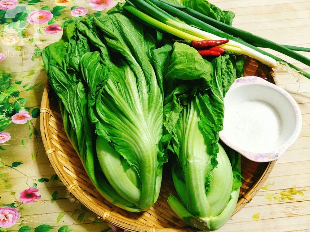 Muối dưa cải bằng nước nóng hay nước lạnh thì ngon? Bật mí công thức chân ái giúp dưa giòn, vừa miệng khiến chị em bất ngờ!-1