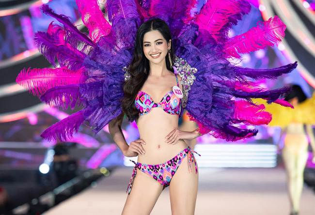 Dự đoán top 3 Hoa hậu Việt Nam 2020: Mỹ nữ 10x sở hữu đôi chân 1m1 đánh bại Bạn gái tin đồn Đoàn Văn Hậu ngồi lên ngôi vị cao nhất?-23