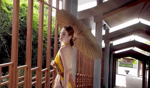 Huyền Baby cực cháy khi diện bikini thả dáng quyến rũ cùng hội bạn thân, không tin được chị đẹp đã 31 tuổi-3