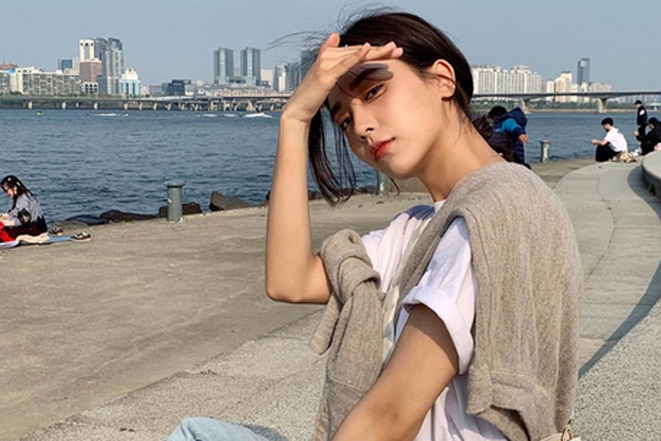 Dành vài năm thử bao quy trình skincare, nàng BTV ngộ ra làn da đẹp nhất là khi chỉ chăm sóc 5 bước-5