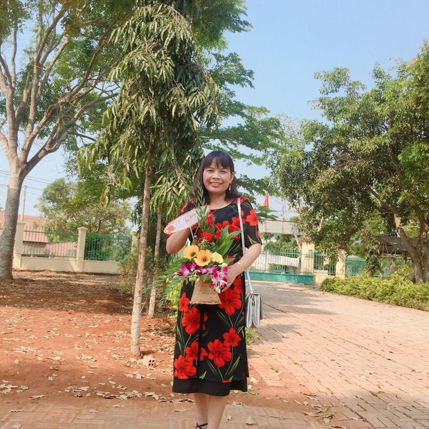 Những mẩu chuyện nhỏ về người mẹ giáo viên của tôi: Đi chợ phụ huynh không cho trả tiền, vui mãi vì 20/11 được tặng cân tôm-1