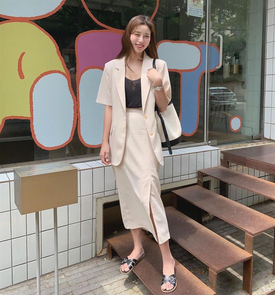 5 xu hướng diện đồ đi ăn cưới hot nhất: Tất cả đều siêu sang và sành điệu, cam đoan không giật spotlight của cô dâu-8