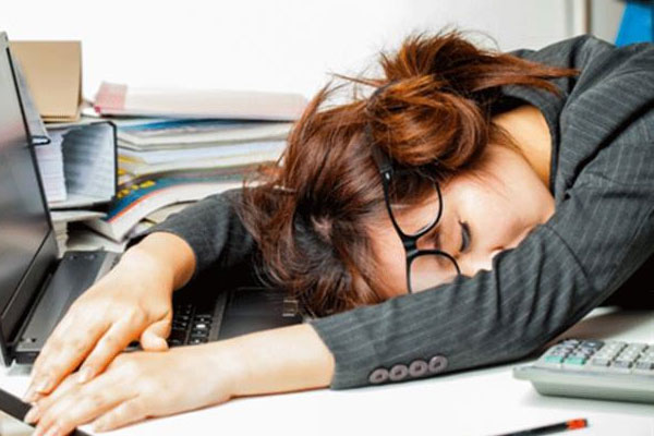 Sau khi nhổ 20 chiếc răng cùng lúc, người phụ nữ hôn mê 9 ngày liền rồi tử vong-4