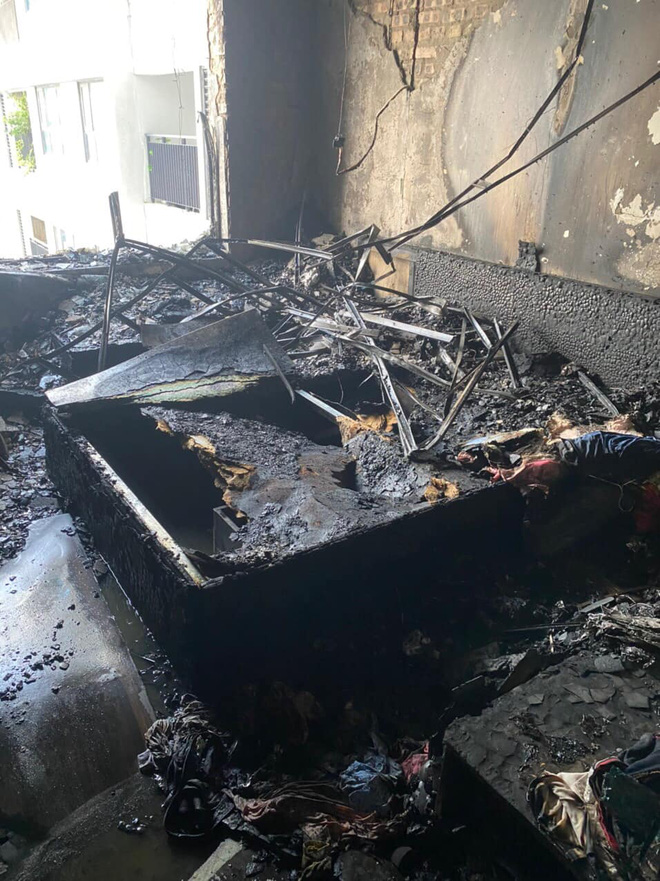 Hà Nội: Cháy lớn căn hộ chung cư tại Hồ Tùng Mậu, hàng trăm người dân tháo chạy-2