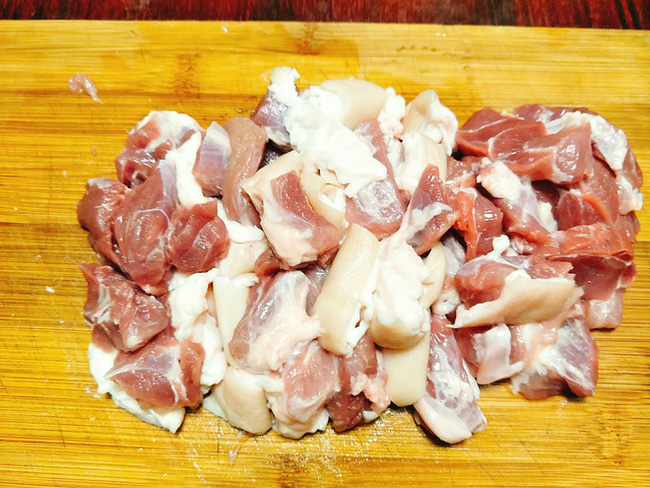 Món ăn làm nửa tiếng, chén cả tuần dành cho người bận rộn: Ăn cùng cơm nóng, dưa chua, đảm bảo vừa đủ chất vừa ngon quên sầu!-4