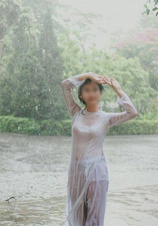 Nhức mắt trước loạt người đẹp mặc áo dài trong suốt phản cảm-5