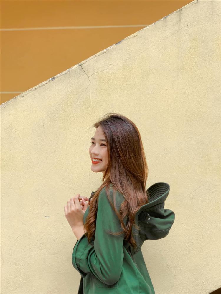 Vẻ đẹp đời thường xinh hút hồn của Tân Hoa hậu Việt Nam 2020 Đỗ Thị Hà-9