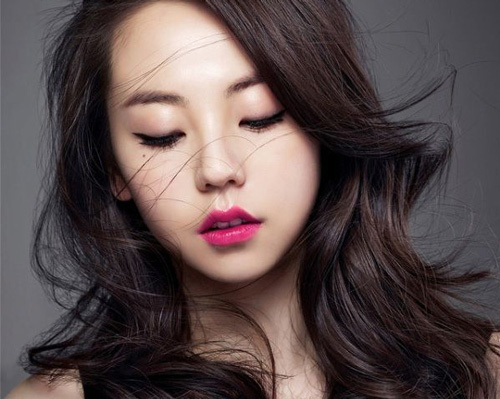 Phụ nữ sở hữu 3 đặc điểm vàng này trên gương mặt, số mệnh rực rỡ, hậu vận viên mãn-3