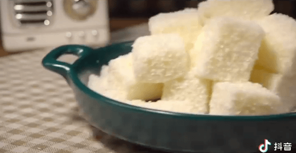 Sữa dừa viên béo ngậy và ngọt ngào - món ăn vặt siêu dễ làm khiến ai cũng phải tan chảy vì quá ngon-5