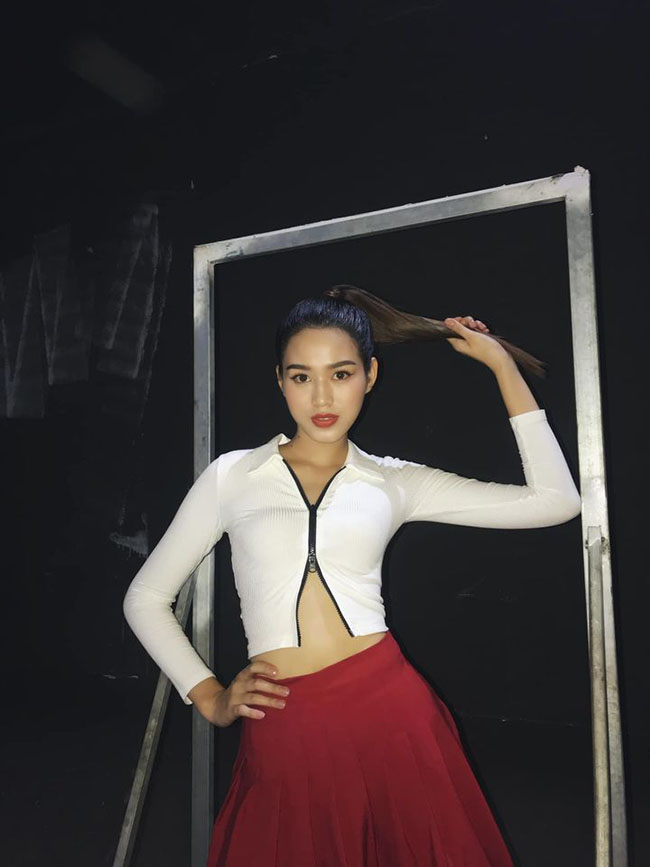 Ảnh lộ rõ eo bánh mì của Tân Hoa hậu Đỗ Thị Hà-7