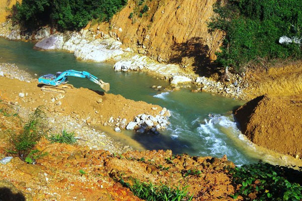 Quảng Ninh: Nữ sinh lớp 8 mất tích bí ẩn suốt 2 ngày, gia đình cầu cứu cơ quan chức năng-2