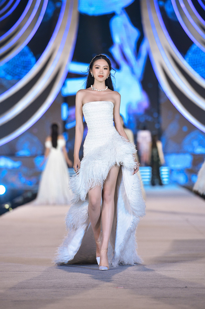 Người tình tin đồn của Văn Hậu trượt Hoa Hậu nhưng lại khiến dân tình xuýt xoa với bảng điểm thời đi học-6