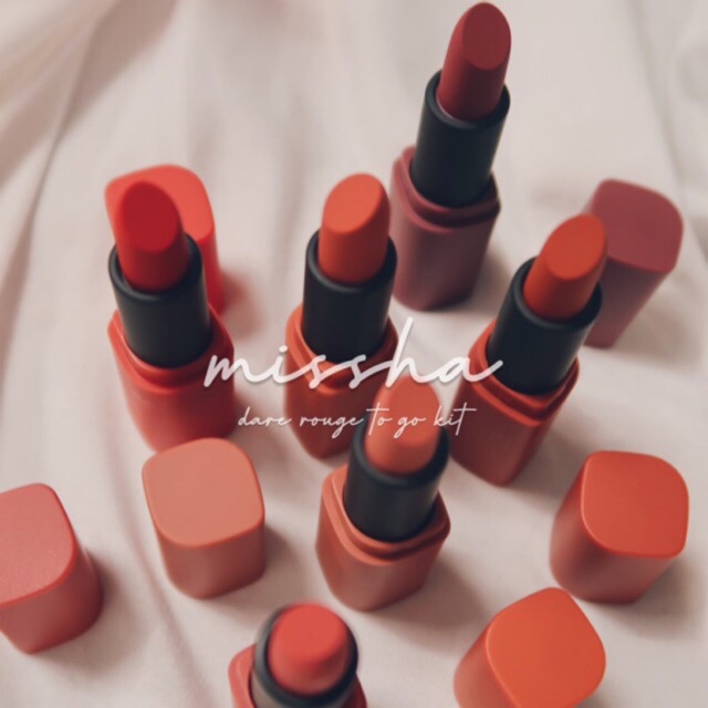 Nàng Tân Hoa hậu 19 tuổi chỉ mê 2 sắc son chân ái: Gợi ý ngay cho nàng 4 cây son với màu na ná để có nhan sắc tựa Bông hậu-20