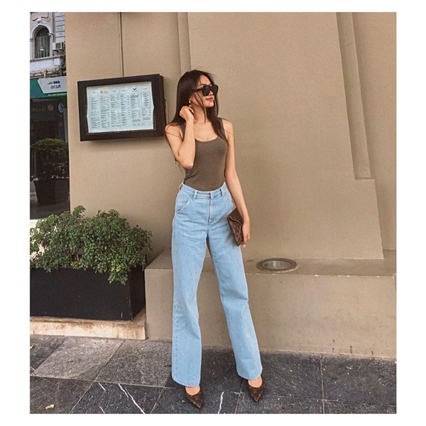 Nàng thơ mới của Đoàn Văn Hậu: Mặt mộc không tỳ vết, tưởng style bánh bèo điệu đà hóa ra cũng chất khỏi bàn-8