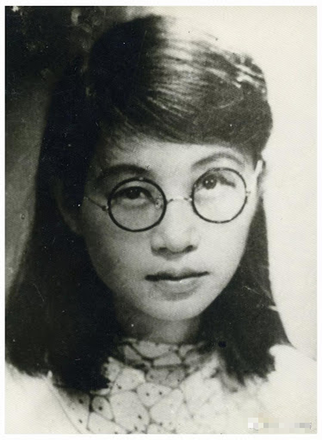 Chú rể bỏ trốn trong đám cưới, cô dâu một mình xây dựng sự nghiệp đạt đỉnh vinh quang, sau 10 năm người cũ lại chạy đến xin cầu hôn” và cái kết vỗ mặt-2