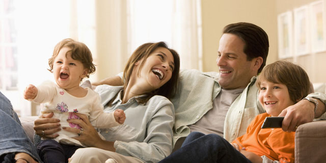 Cằn nhằn con trai 5 tuổi học mãi không thuộc nổi bài thơ, bé hét lên một câu khiến người mẹ sững sờ-2