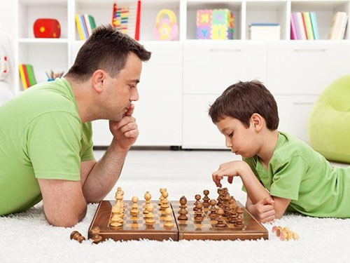 Cằn nhằn con trai 5&nbsp;tuổi học mãi không thuộc nổi bài thơ, bé hét lên một câu khiến người mẹ sững sờ-5