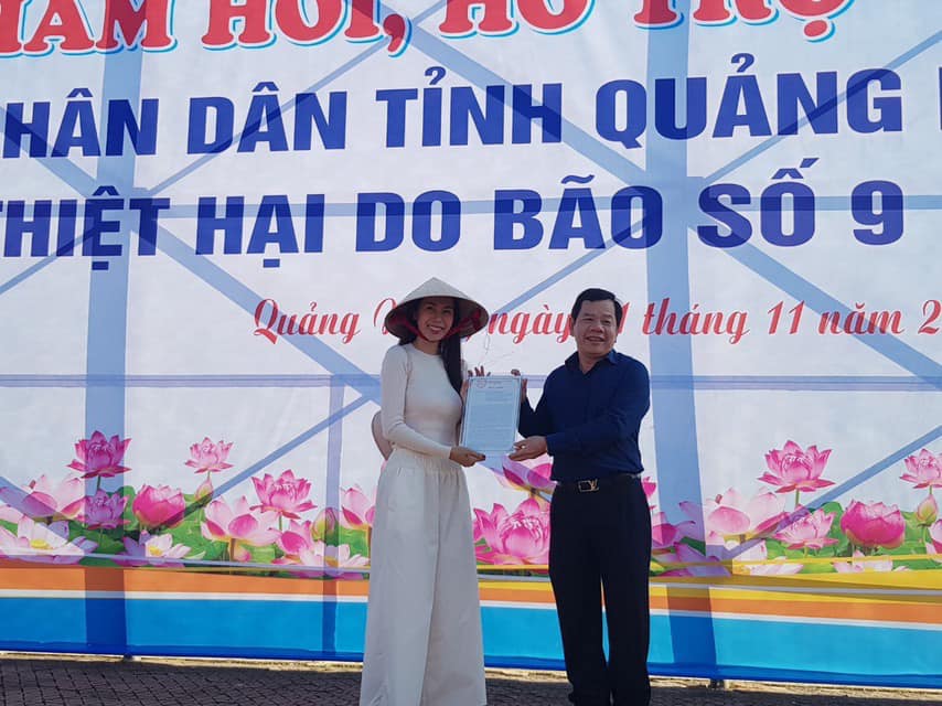 Thủy Tiên kết thúc hơn 40 ngày viện trợ miền Trung, hứa hẹn công khai sao kê minh bạch-9