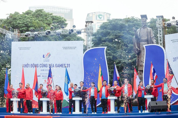 Donexpro đồng hành cùng chương trình lễ khởi động SEA Games 31-1