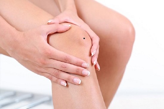 5 nốt ruồi ở chân dự báo hậu vận viên mãn, lên hương không ngờ