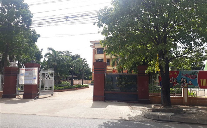 Cách chức đảng ủy viên với phó chủ tịch phường tổ chức sinh nhật trong khu cách ly-1