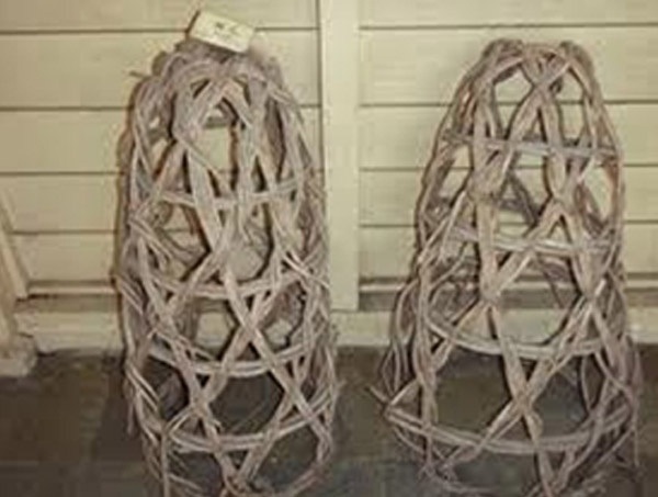 Pha đánh ghen khiến MXH choáng váng: Kẻ thứ 3 trong trạng thái khỏa thân nhưng vẫn cứng đầu, hình phạt được đưa ra oái oăm khó ngờ-4