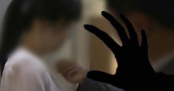 Lãnh đạo cấp cao Chanel Korea bị tố quấy rối tình dục nữ nhân viên ngay tại cửa hàng, con số nạn nhân lên đến 12 người trong suốt 10 năm-2