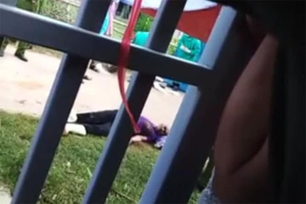 Hà Nội: Cãi vã vì mời rượu mà khách không uống, nhân viên quán bar xông vào đánh khách rách trán-4