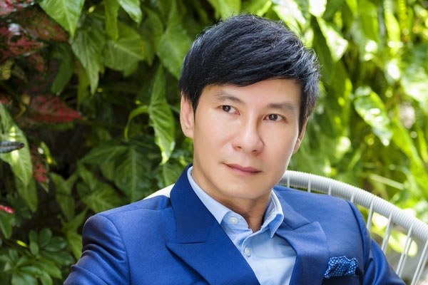 Lý Hải: Người đó nhìn tôi bàng hoàng, quăng ngay đài cát xét, đu lên ô tô của tôi-5