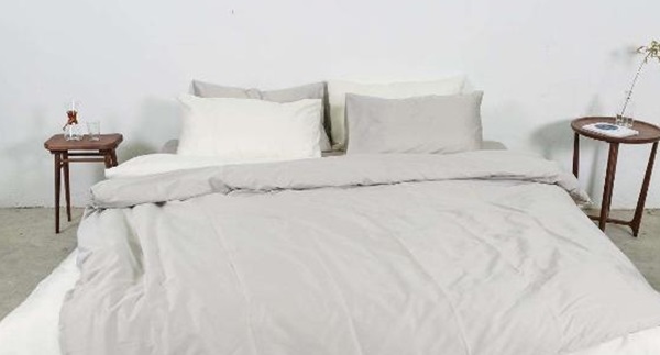 Vỏ gối màu vàng có mùi mồ hôi dầu? Đây là cách tẩy trắng cực đơn giản và an toàn-4